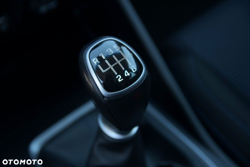 Hyundai Tucson 2.0 CRDI 2WD Style - 38