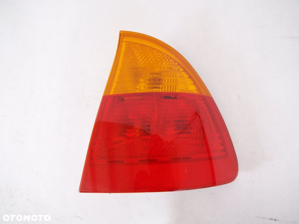 BMW E46 combi 98-00r Lampa tyl tylna prawa prawy - 1