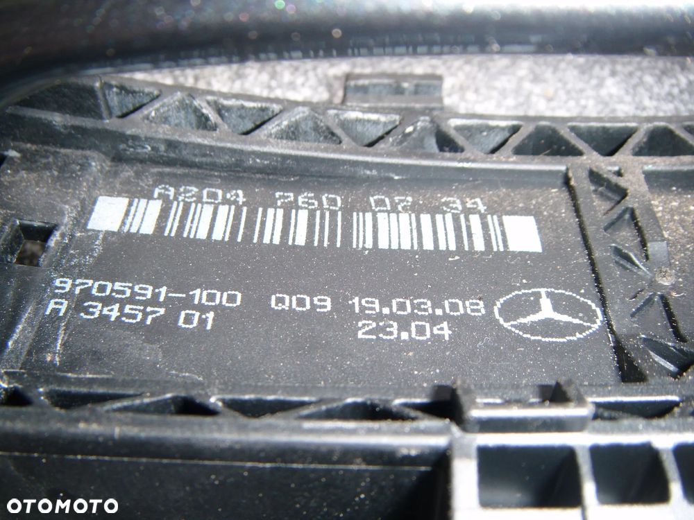 mercedes w204 08r klamka drzwi lewy tył C755 a2047600734 - 2
