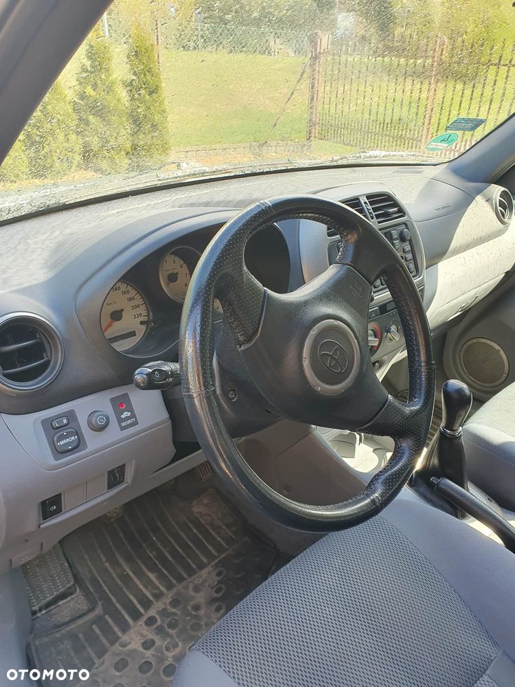 Toyota RAV4 4x4 - 5
