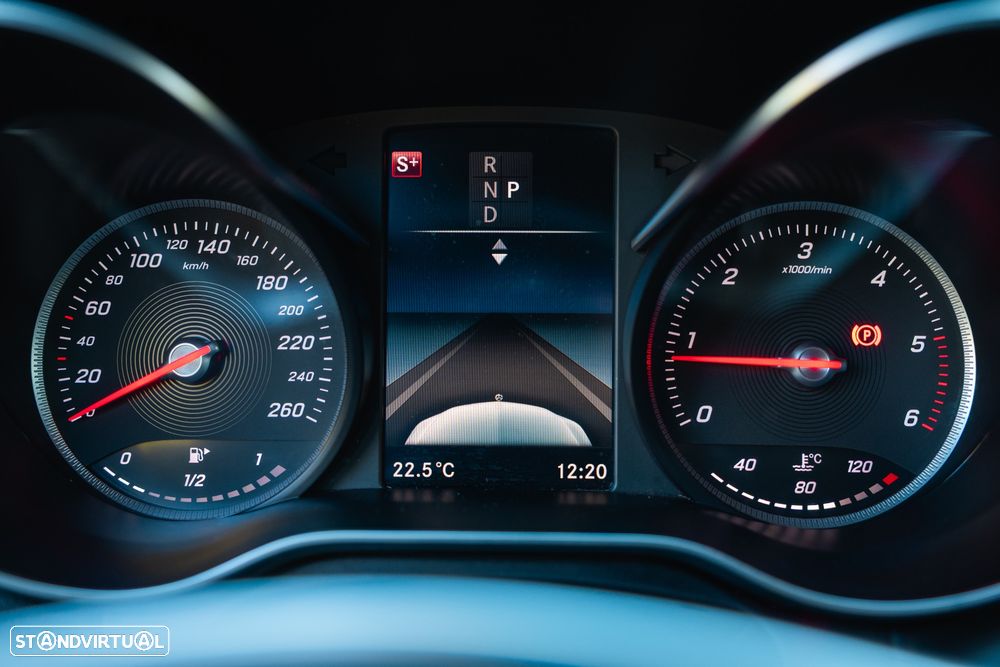 Mercedes-Benz C 220 d Station 9G-TRONIC AMG Line - 31