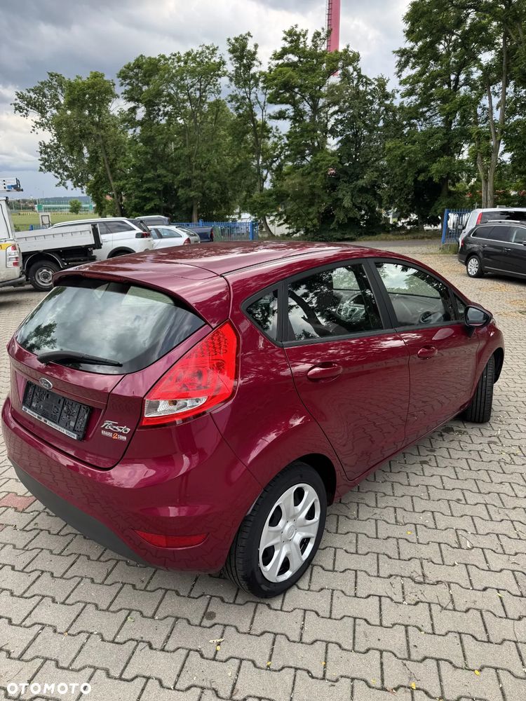 Ford Fiesta 1.25 Ambiente - 6