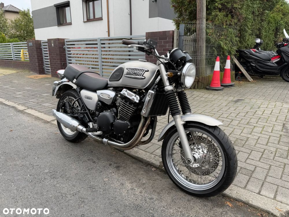 Triumph Legend TT - 1
