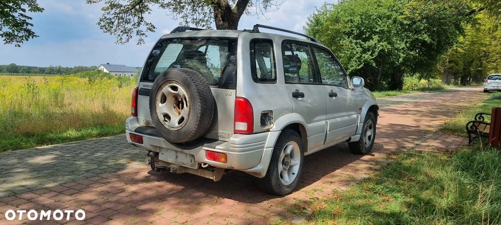 Suzuki Vitara - 18