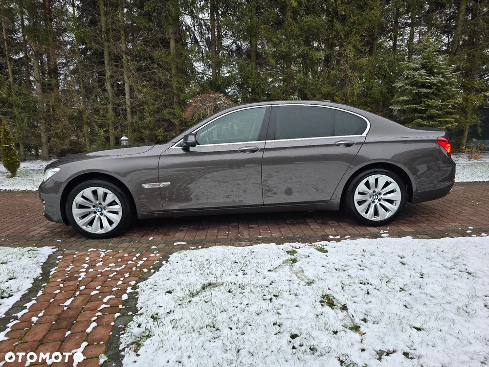 BMW Seria 7 - 2