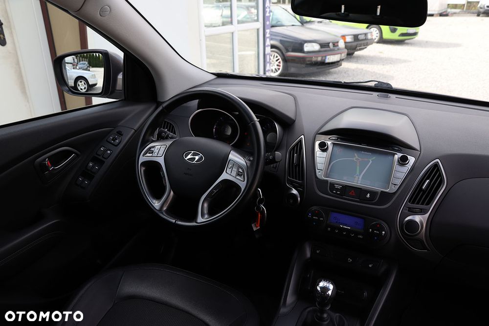 Hyundai ix35 - 24