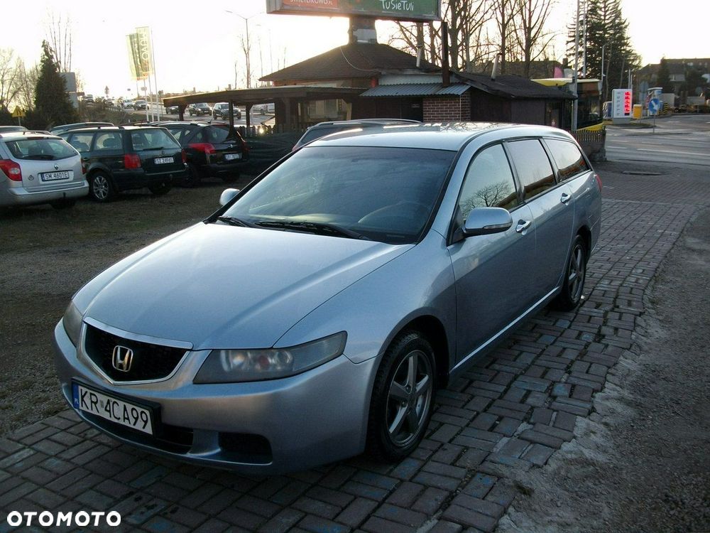 Honda Accord - 1
