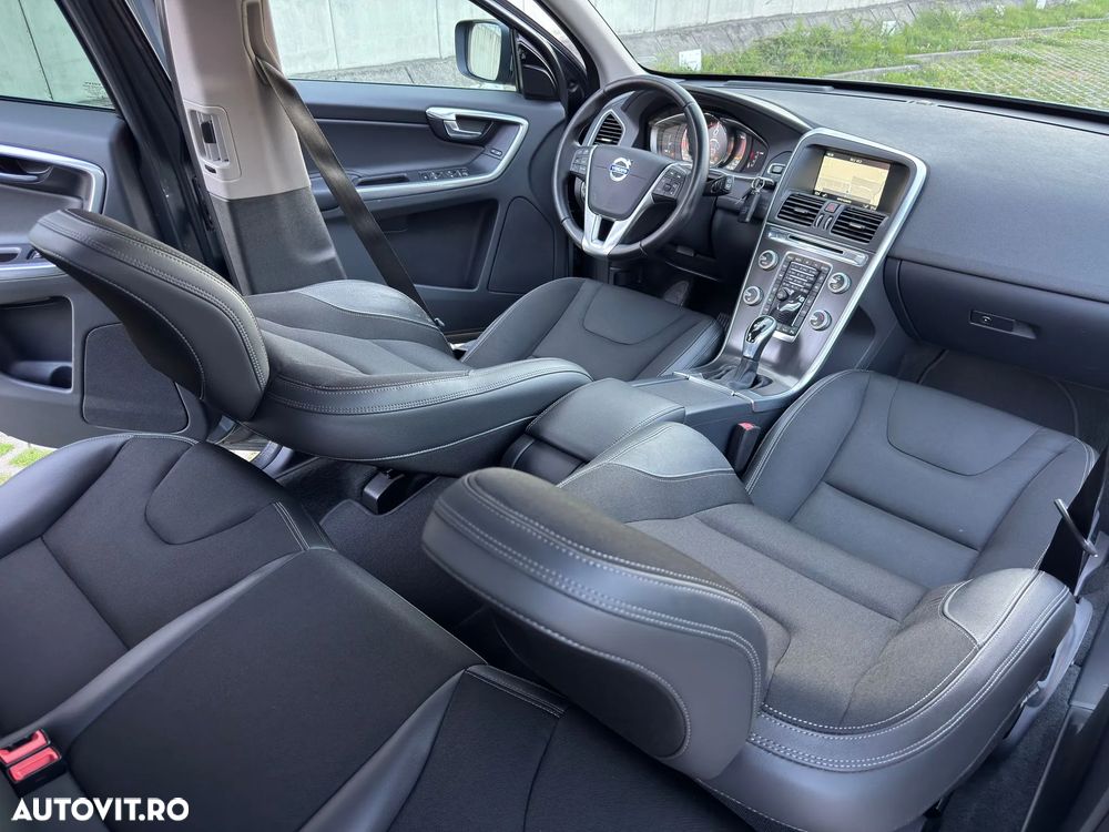 Volvo XC 60 D4 Geartronic Summum - 9
