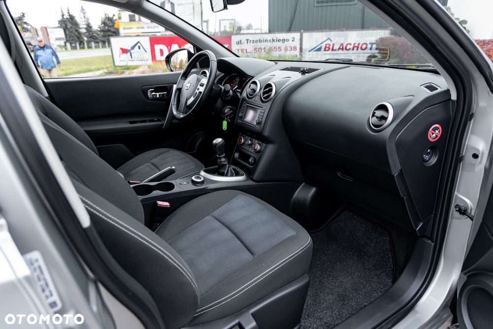 Nissan Qashqai 2.0 4x4 Tekna - 21