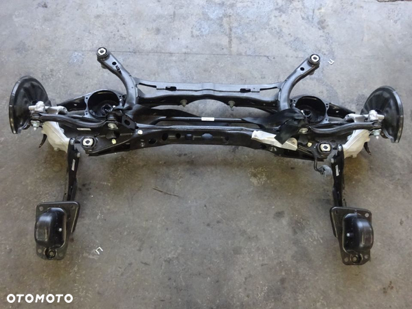 3Q0505235AC Belka tyl zawieszenie VW Passat B8 LIFT czesci