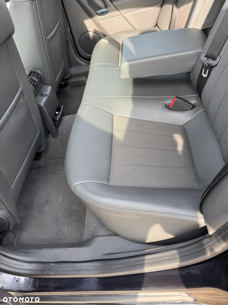 Opel Vectra 1.9 CDTI DPF Cosmo - 26