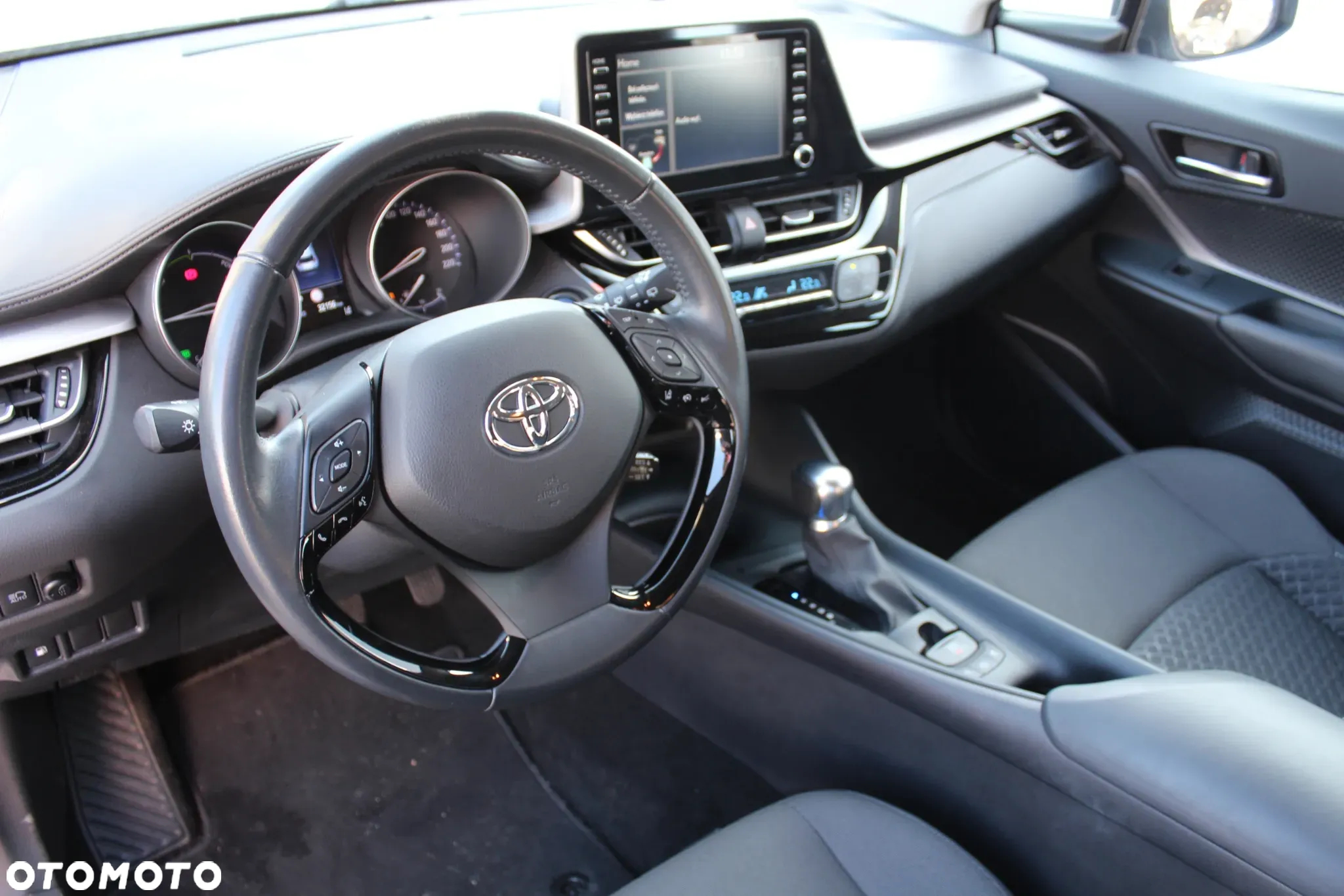 Toyota C-HR - 18