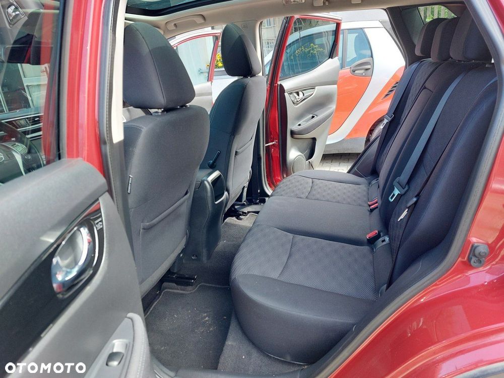 Nissan Qashqai - 12
