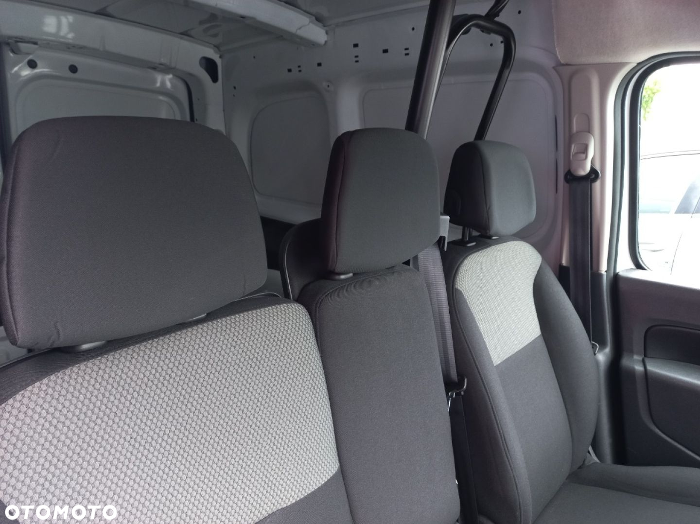 Renault KANGOO - 16