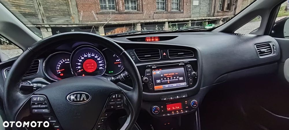 Kia Ceed 1.4 M - 11
