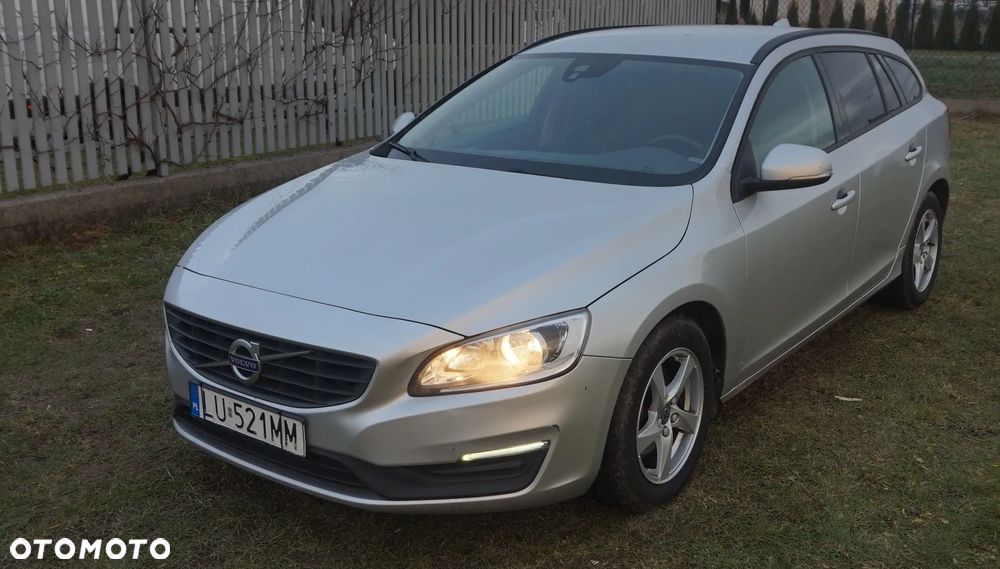 Volvo V60 D2 Linje Svart - 15