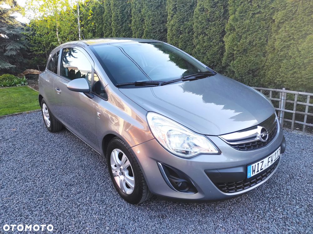 Opel Corsa 1.4 16V Satellite - 10