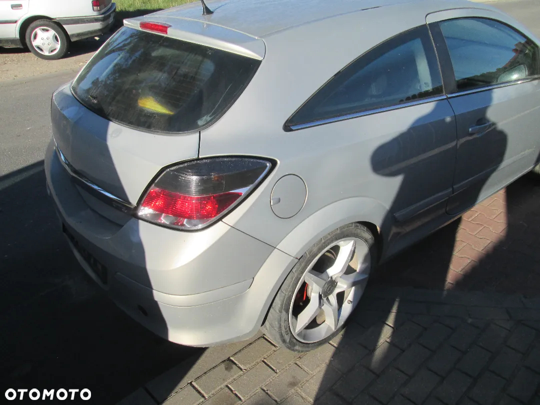 Opel ASTRA H OPC Hatchback 3 drzwi 1.9 CDTI MASKA ZDERZAK LAMPY ATRAPA KLAPA - 8