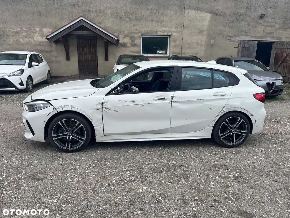 BMW Seria 1 116i M Sport - 3