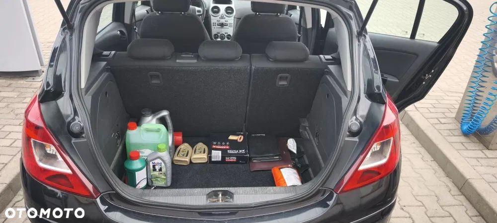Opel Corsa 1.2 16V Enjoy - 2