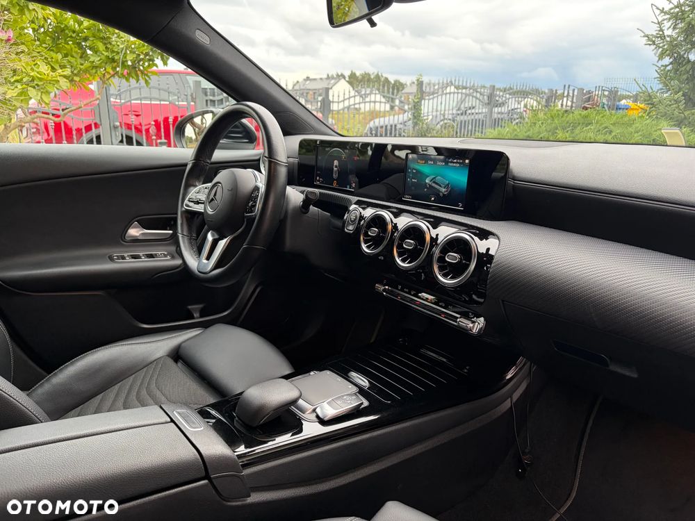 Mercedes-Benz Klasa A 180 Style 7G-DCT - 9