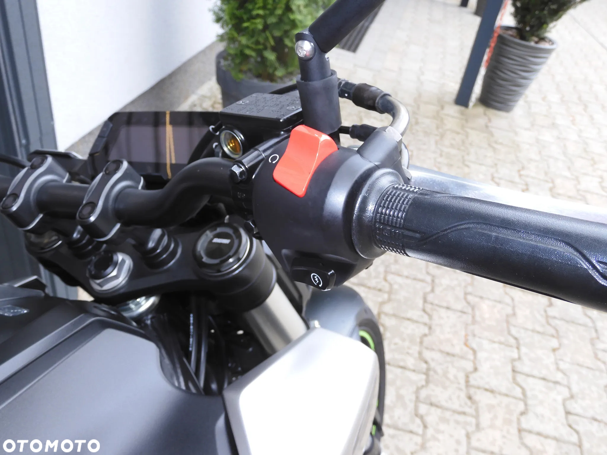 Honda CB - 10
