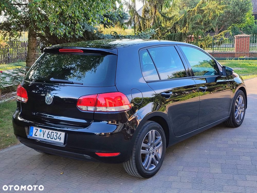 Volkswagen Golf 1.6 Trendline - 4