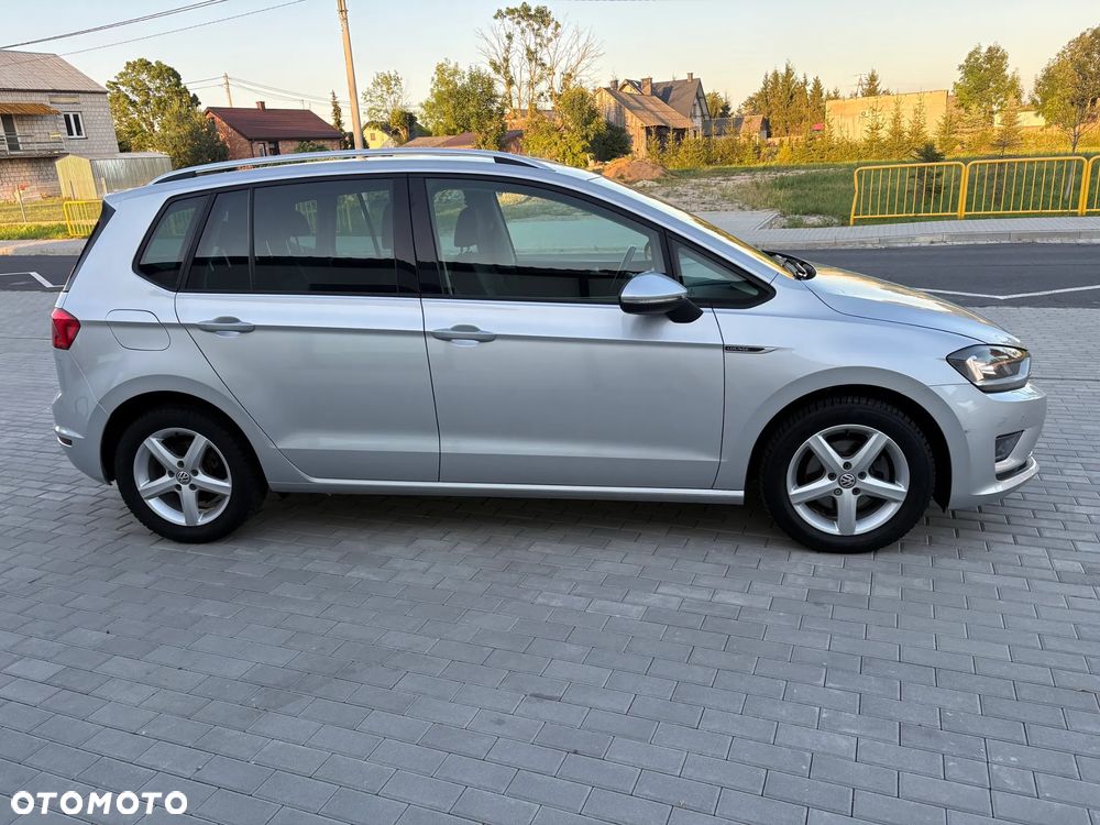 Volkswagen Golf 1.6 TDI BlueMotion Technology Lounge - 5
