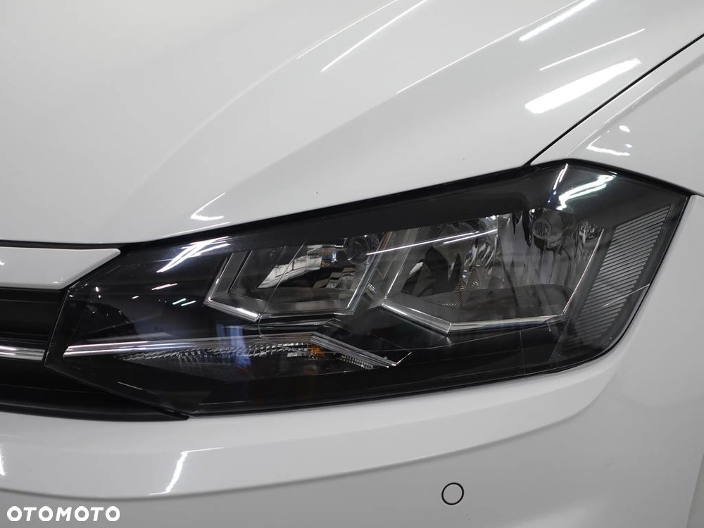 Volkswagen Polo - 13