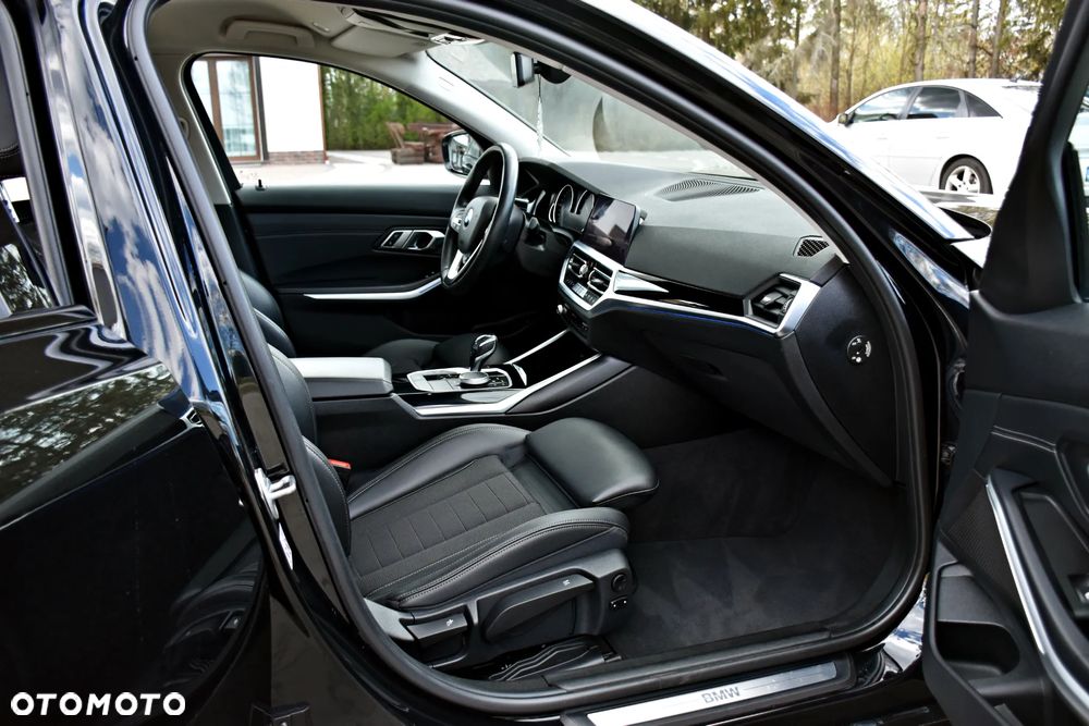 BMW Seria 3 320d Edition M Sport Shadow - 29