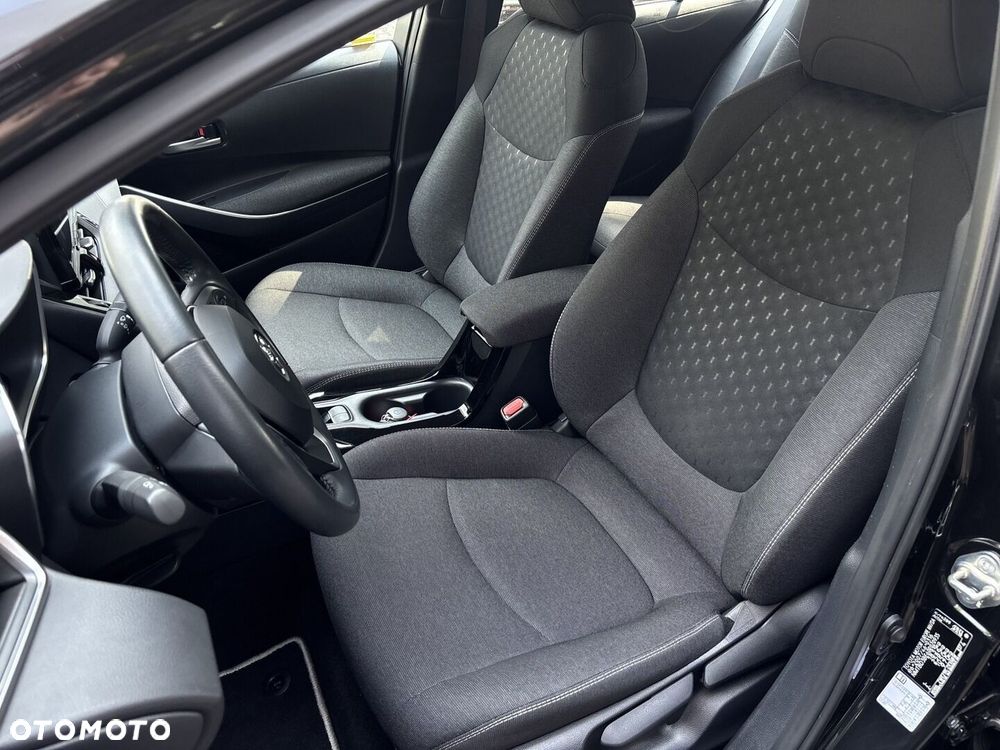 Toyota Corolla 1.8 Hybrid Comfort - 33