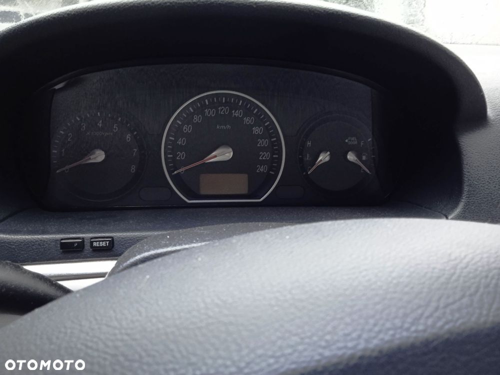 Na części Hyundai Sonata 2.4 MPI lakier EB silnik G4KC skrzynia U01J maska klapa drzwi zderzak - 16