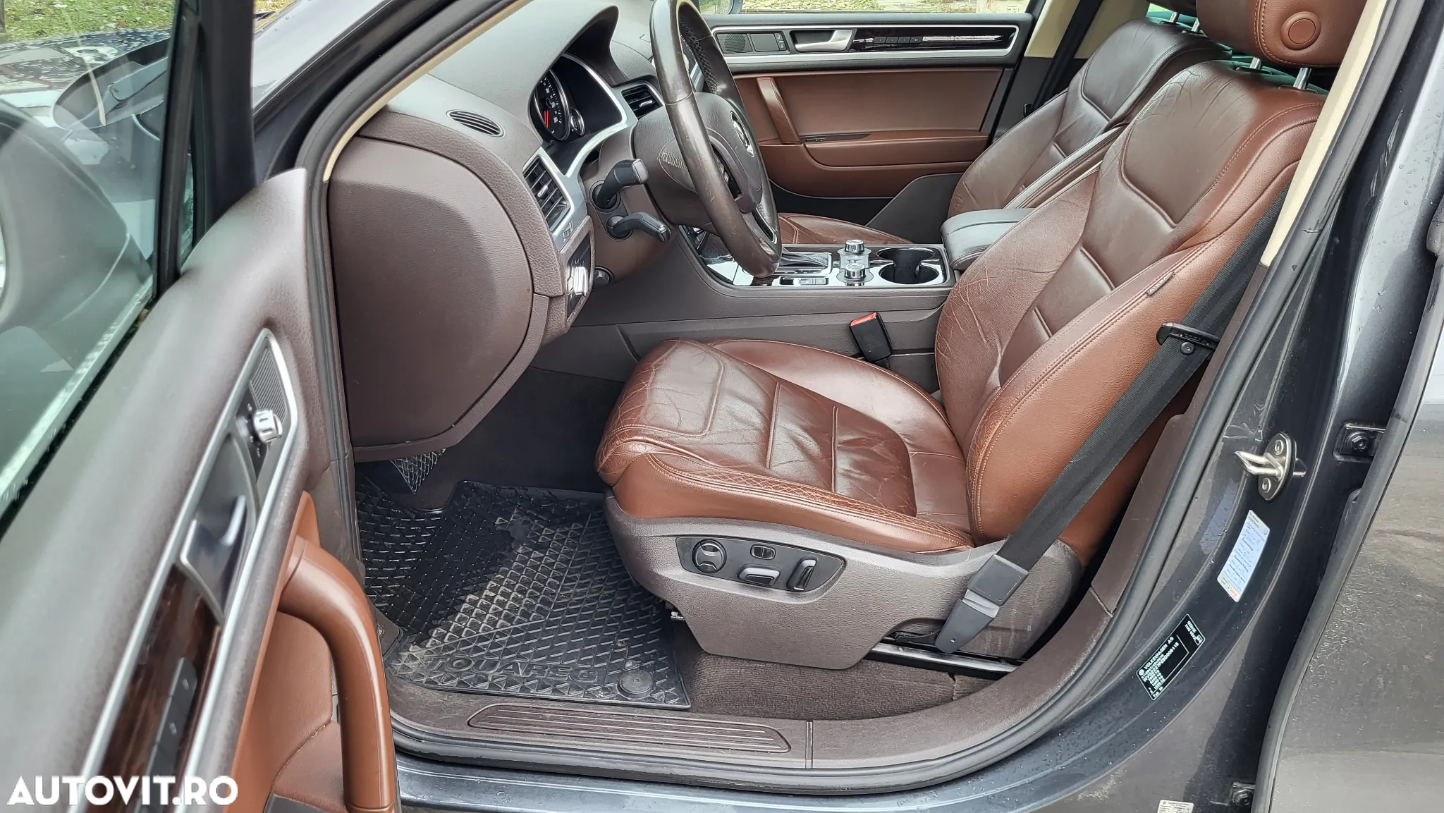 Volkswagen Touareg - 30