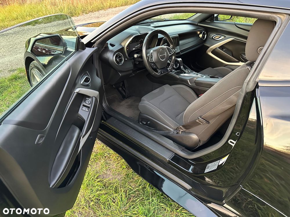 Chevrolet Camaro 3.6 V6 Coupe 2LT - 24