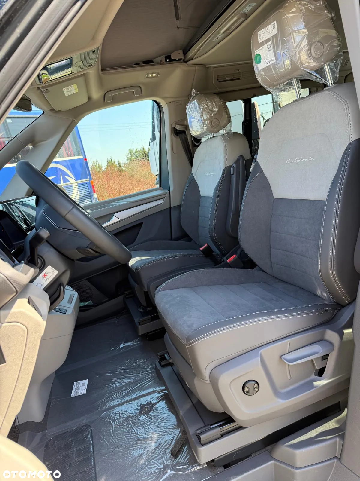 Volkswagen California - 14