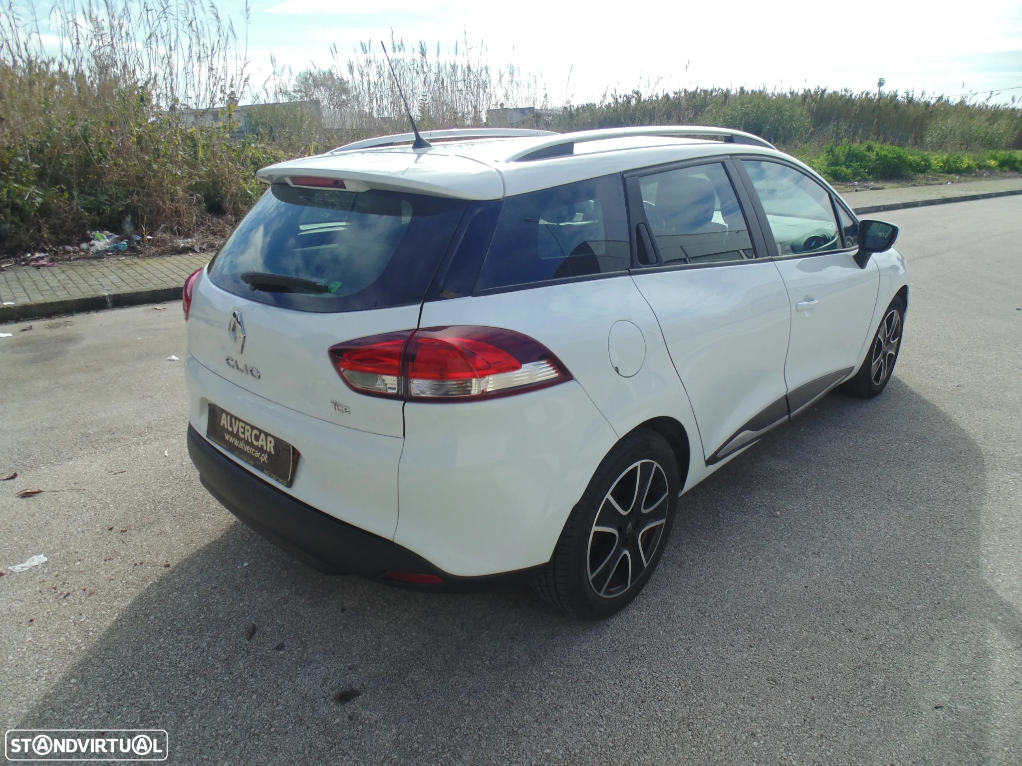Renault Clio Sport Tourer 0.9 TCE Dynamique S - 8