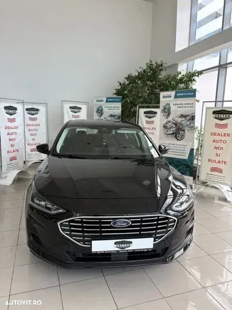 Ford Focus 1.0 EcoBoost MHEV Titanium - 3