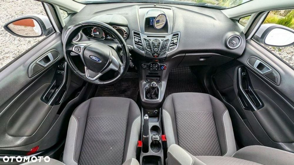 Ford Fiesta - 17