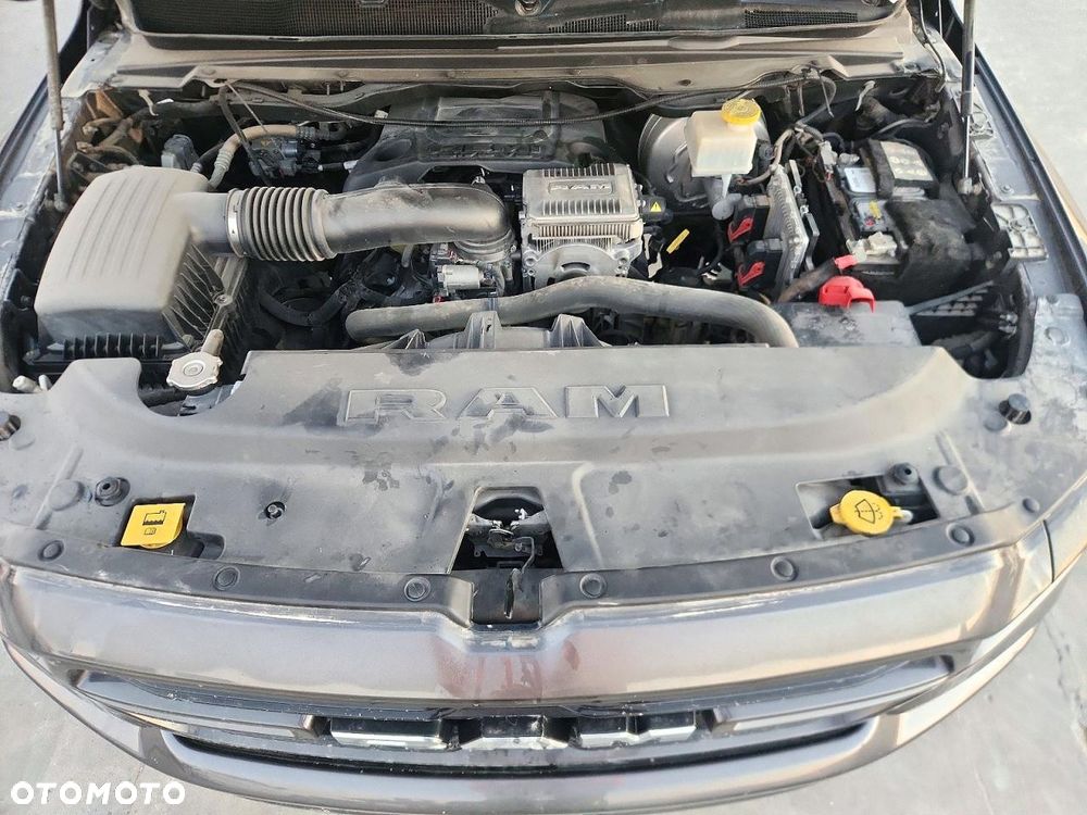 RAM 1500 5.7 Crew Cab Laramie - 11
