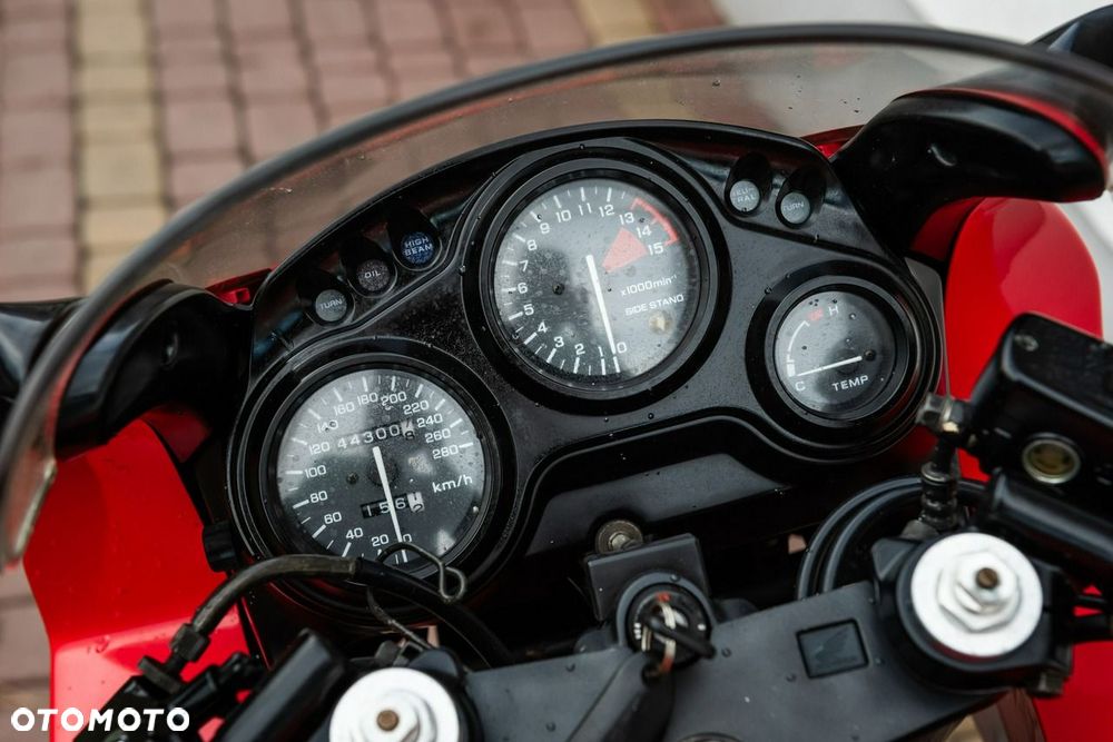 Honda CBR - 7