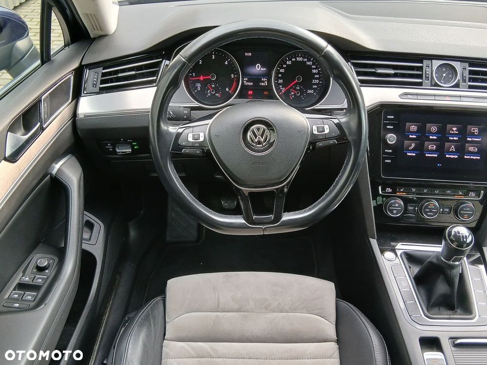 Volkswagen Passat 2.0 TDI BMT Comfortline - 9
