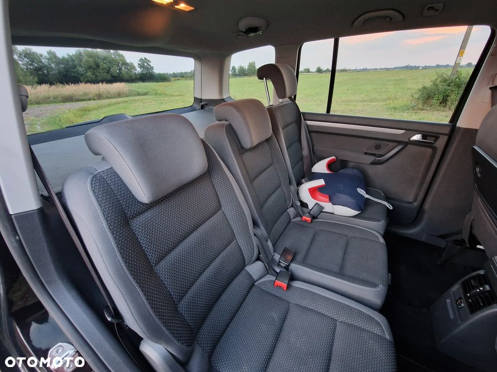 Volkswagen Touran 1.6 TDI DPF BlueMotion Technology Comfortline - 11