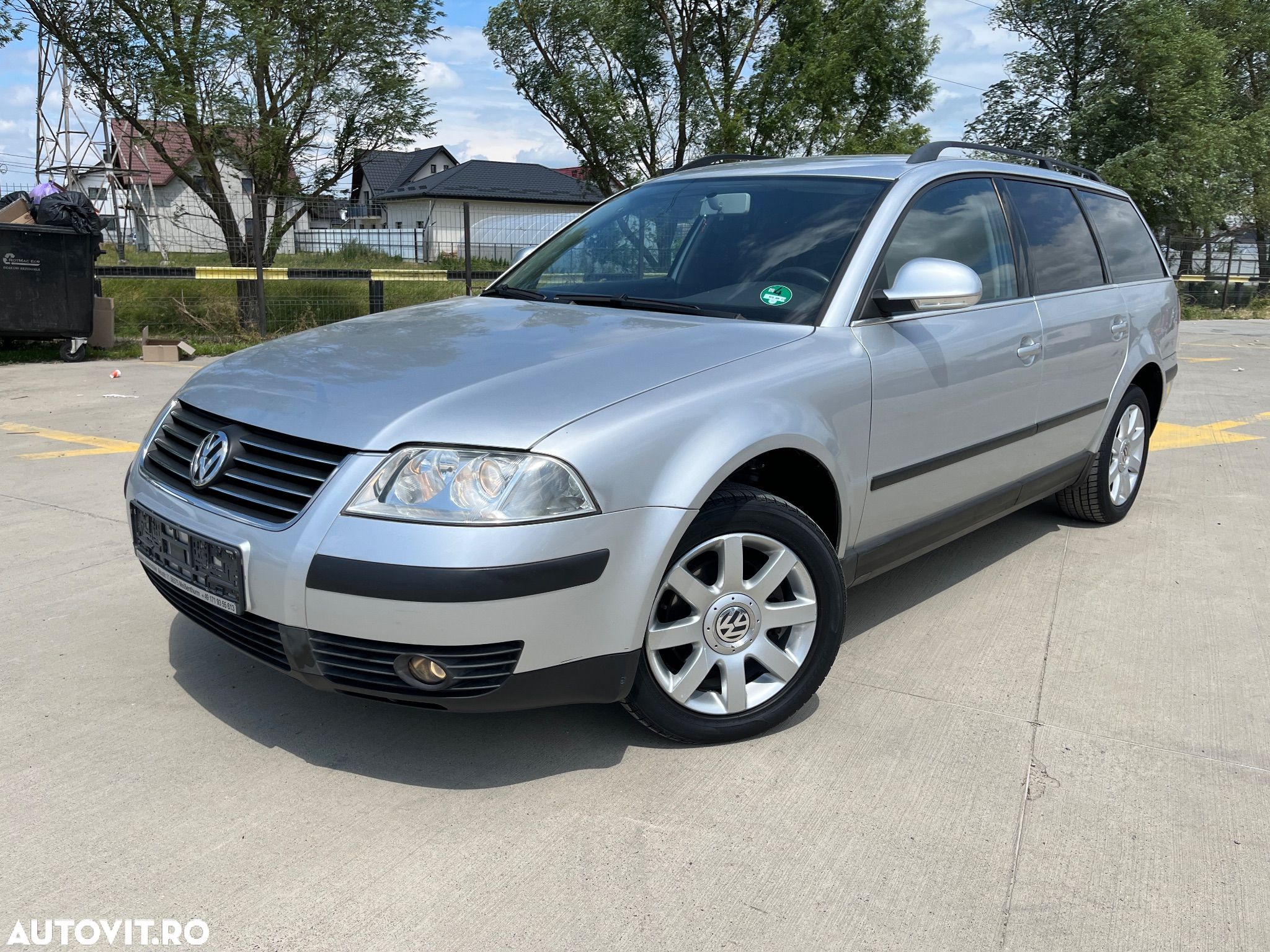 Volkswagen Passat Variant 1.9TDI Trendline Aut - 1