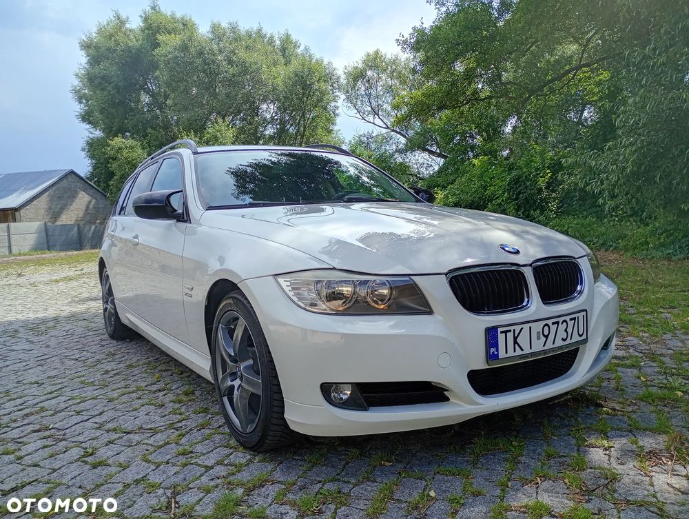 BMW Seria 3 320d xDrive DPF - 21