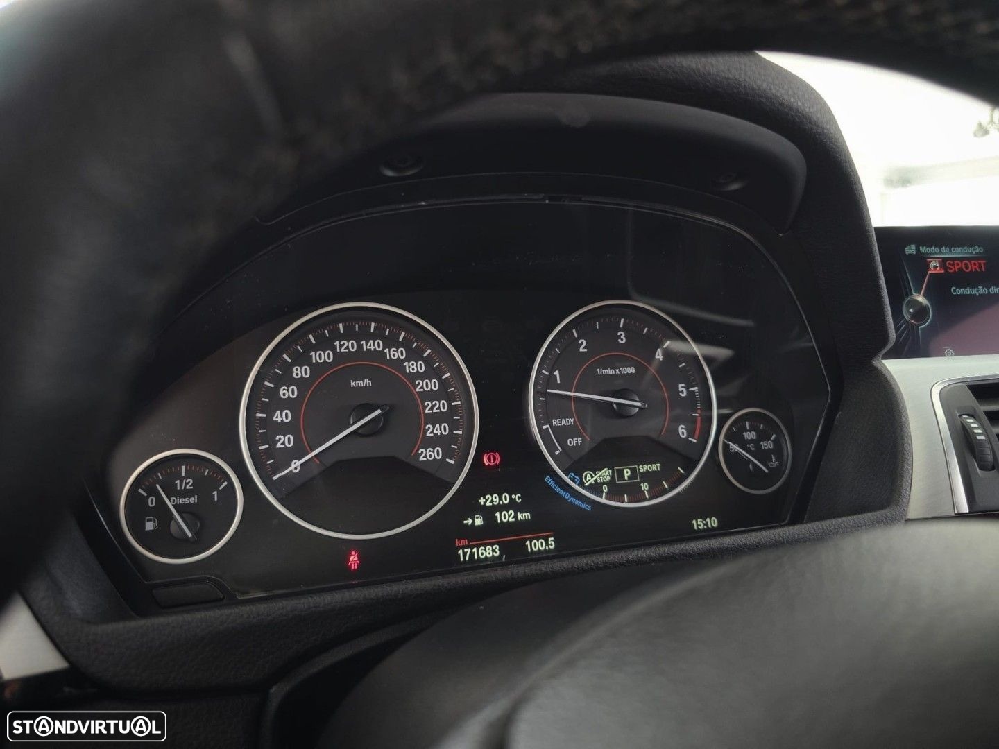 BMW 335 d Touring xDrive Line Sport - 24
