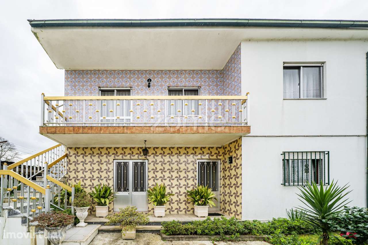 Moradia em Serafão com 2 habitações e lote de 650m² - Grande imagem: 5/52