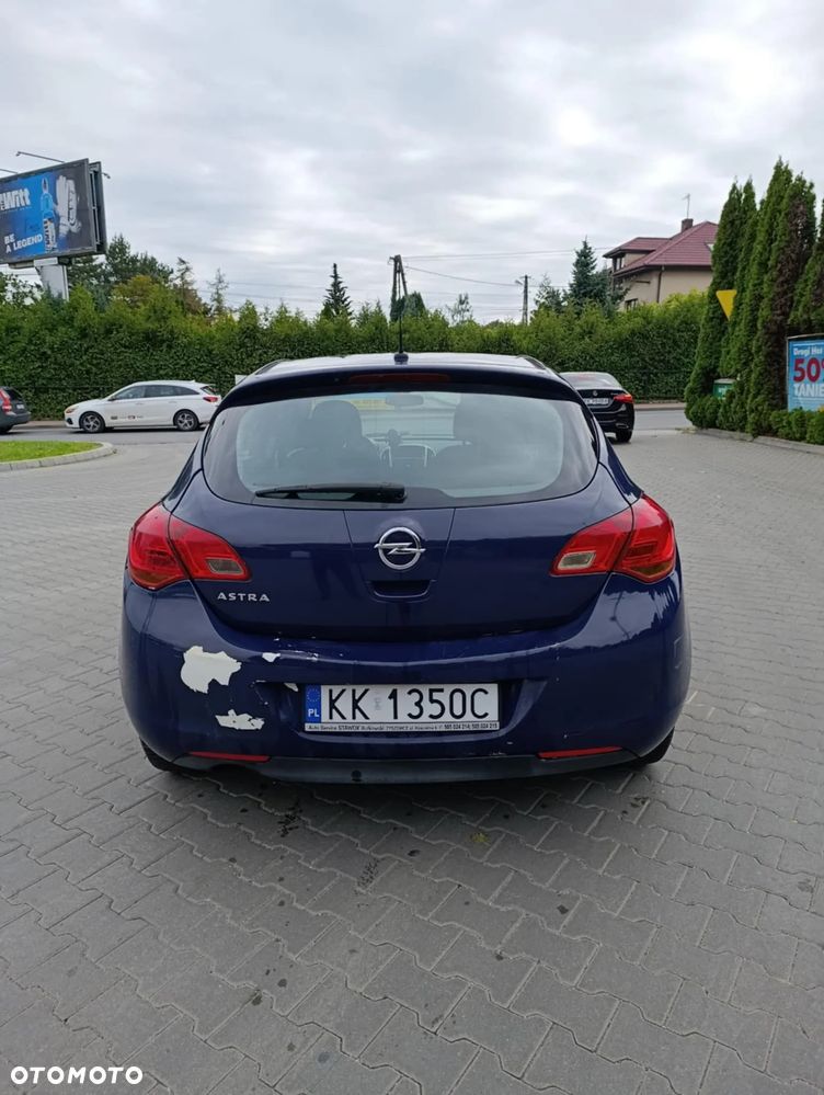 Opel Astra - 14