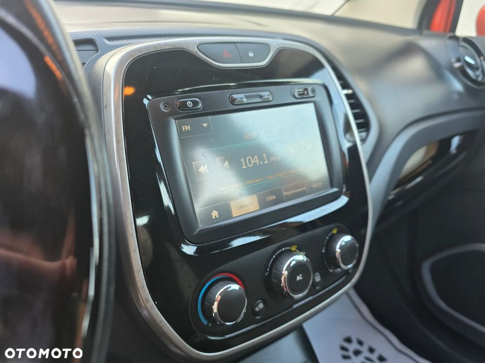 Renault Captur - 16