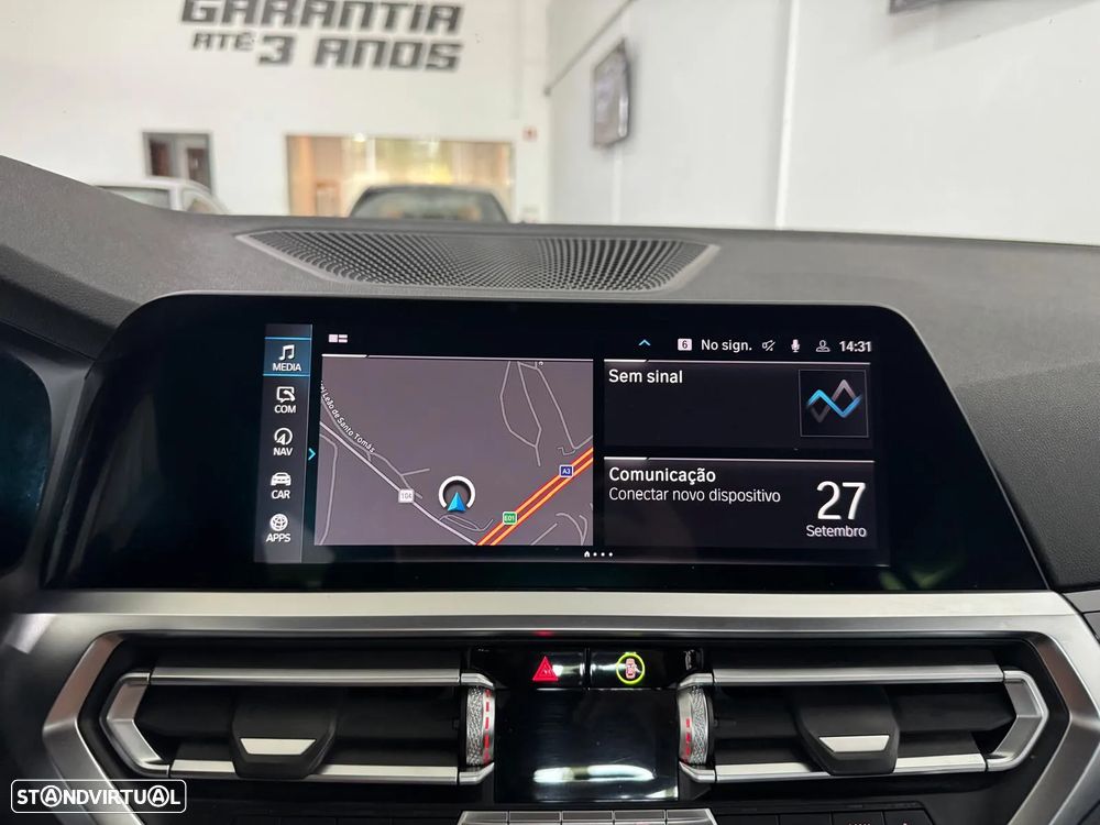 BMW 330 e Touring Pack M Auto - 21