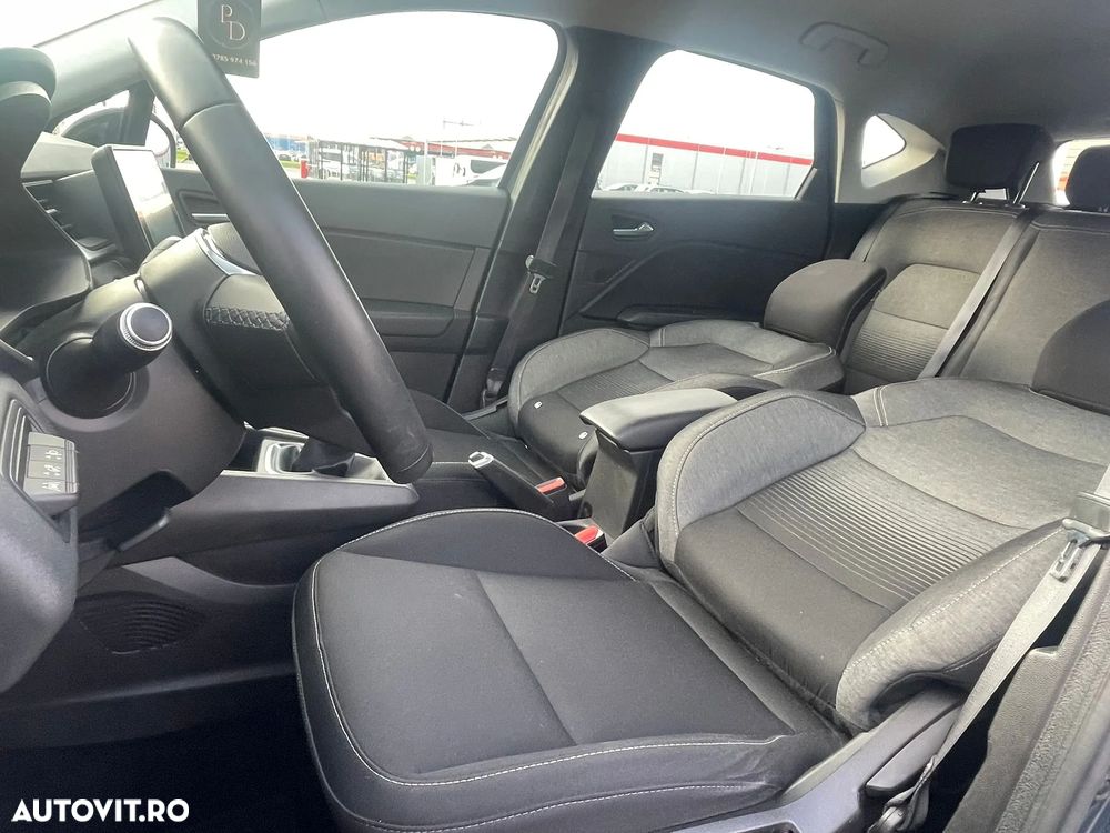 Renault Captur TCe 100 EXPERIENCE - 19